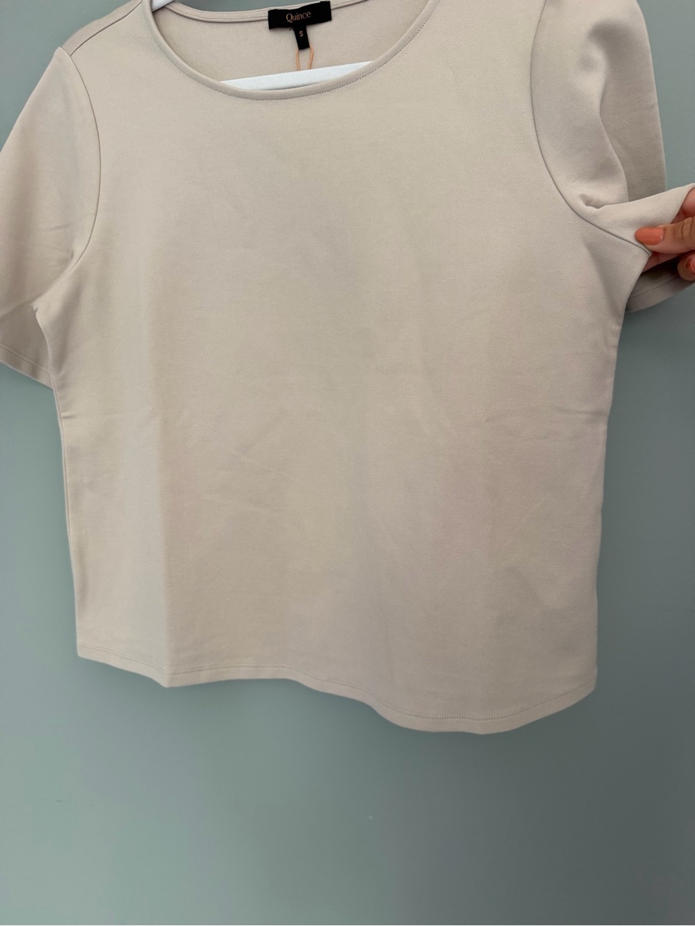NWT Quince Ultra Stretch Ponte Ecru Light Tan Cream Short Sleeve Top Minimalist - Picture 8 of 16